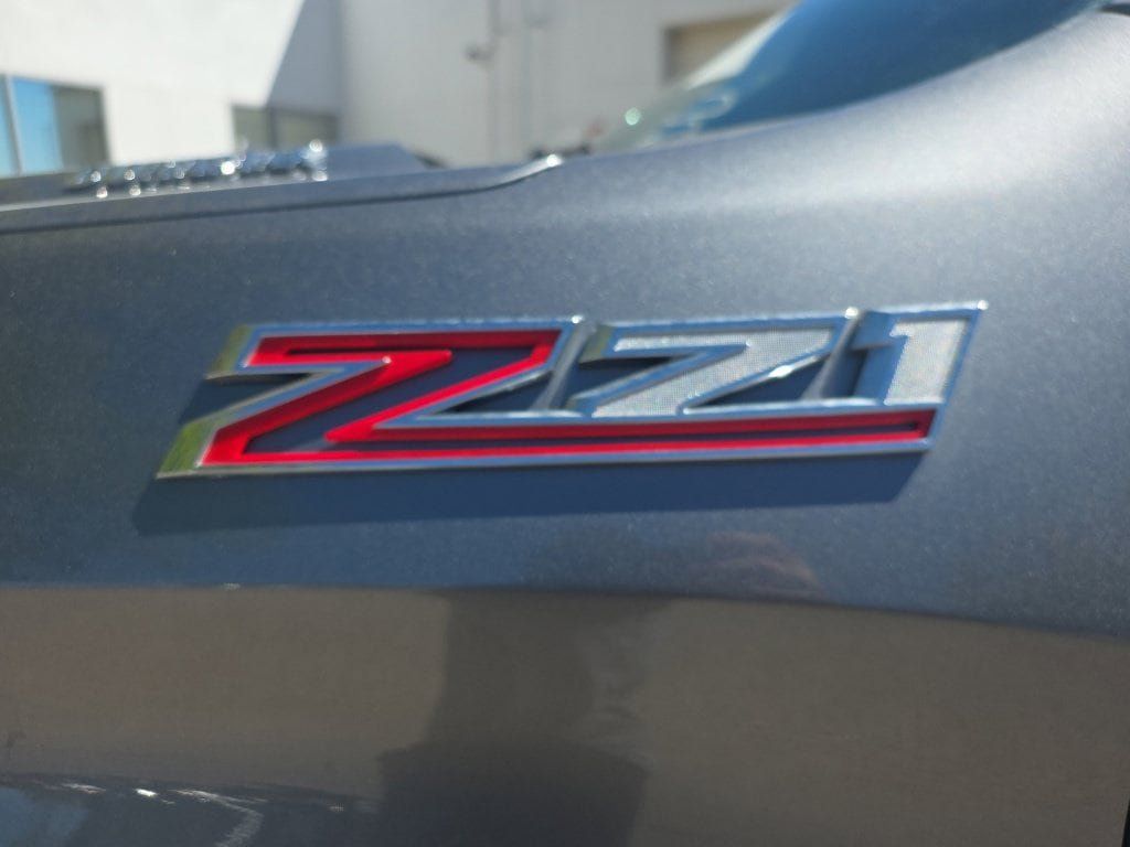 Used 2022 Chevrolet Silverado 1500 Limited LT AWD/4WD image 3