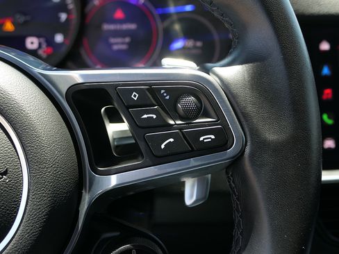 Used 2023 Porsche Cayenne Coupe AWD/4WD image 15