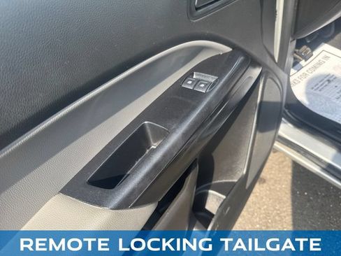 Used 2020 Chevrolet Colorado W/T w/ WT Convenience Package RWD image 11