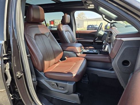 Certified 2022 Ford Expedition Limited AWD/4WD image 19