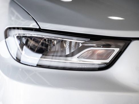 New 2026 Chrysler Pacifica Limited image 13