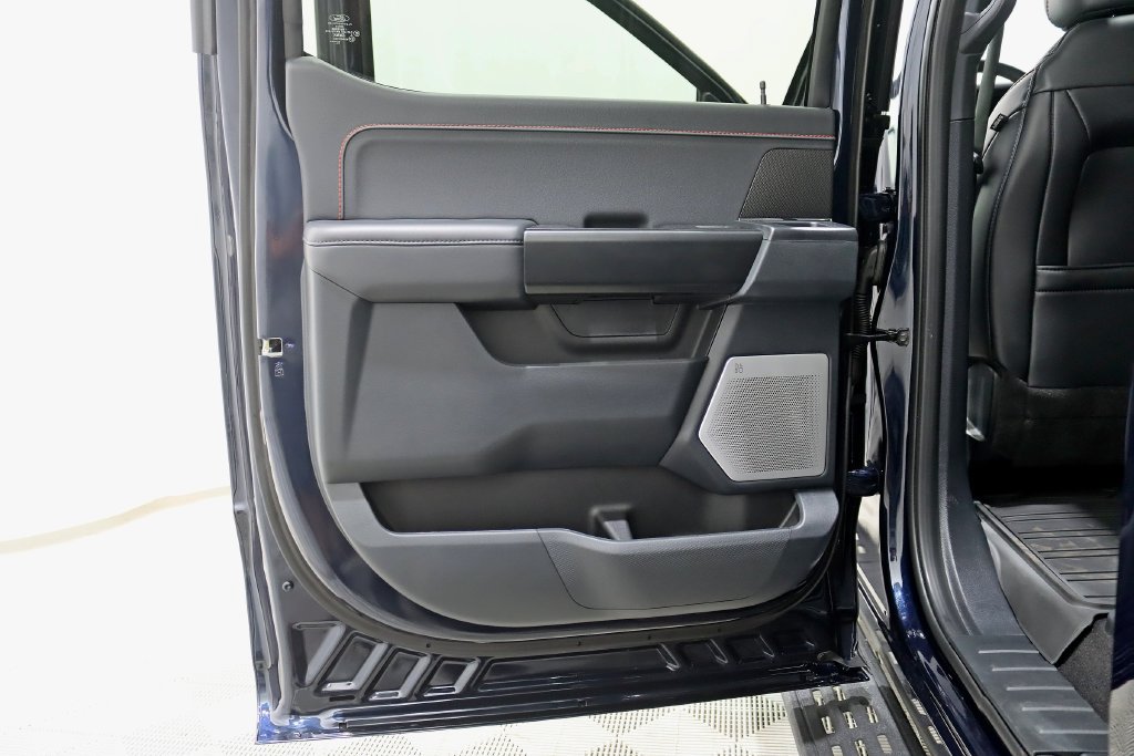 Used 2025 Ford F150 Raptor AWD/4WD image 38