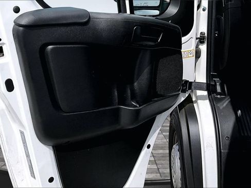 Used 2025 RAM ProMaster 3500 w/ Convenience Group FWD image 13