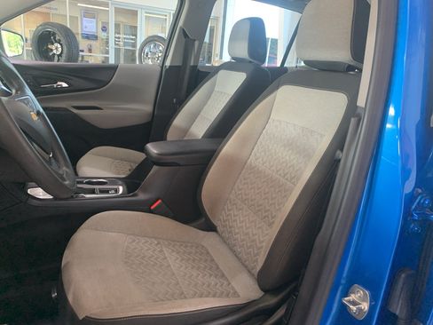 Used 2024 Chevrolet Equinox LS FWD image 12