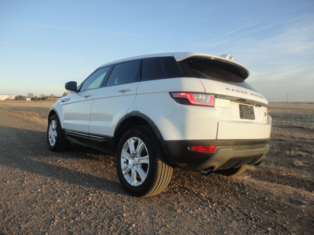 Used 2017 Land Rover Range Rover Evoque SE Premium AWD/4WD image 4