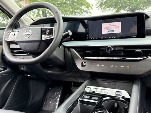 Certified 2025 Nissan Murano SL AWD/4WD image 3