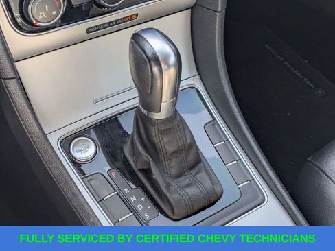 Used 2019 Volkswagen Passat 2.0T Wolfsburg w/ Wheels & Sunroof Package image 22