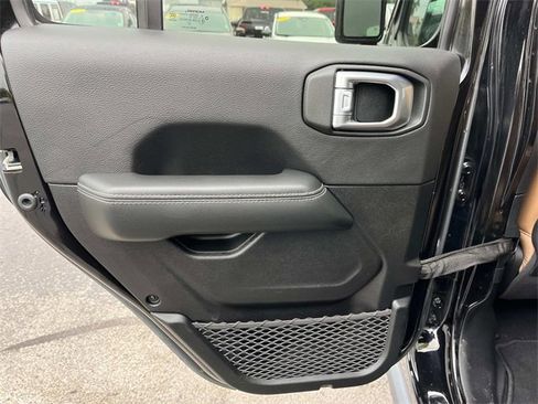 Used 2021 Jeep Wrangler Unlimited Rubicon image 20