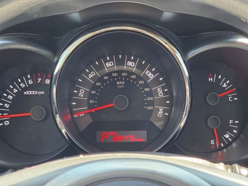 Used 2011 Kia Soul + w/ Audio Pkg FWD image 19