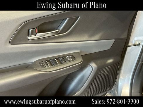 Used 2024 Toyota Prius XLE FWD image 17