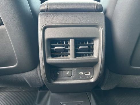 Used 2023 Cadillac XT4 Sport image 11