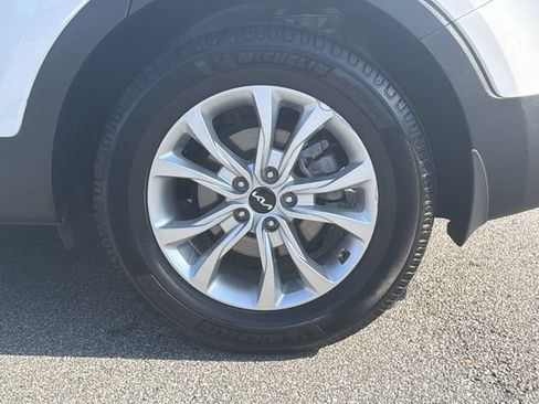 Used 2022 Kia Telluride LX AWD/4WD image 21