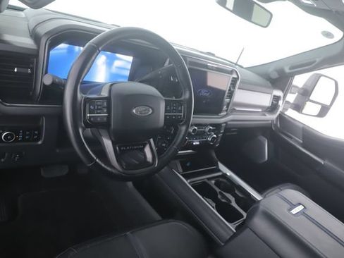 Used 2026 Ford F250 Platinum AWD/4WD image 18