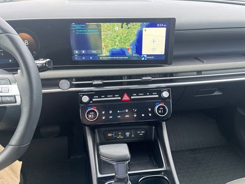 Used 2025 Hyundai Santa Cruz Limited image 34