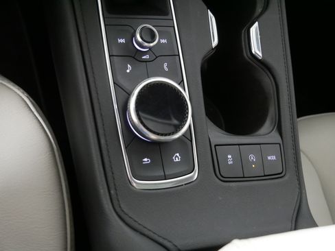 Used 2022 Cadillac XT4 Premium Luxury w/ Enhanced Visibility Package image 30