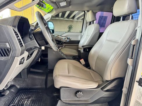Used 2019 Ford F250 XL w/ Power Equipment Group RWD image 12