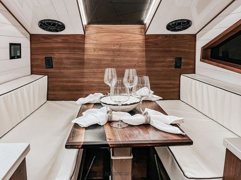 Used 2022 Ford F550 4x4 Crew Cab Super Duty w/ Power Equipment Group image 50