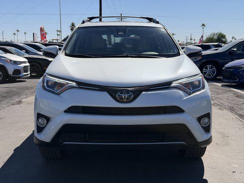 Used 2018 Toyota RAV4 Limited image 21