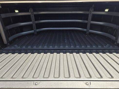 Used 2025 Toyota Tundra Platinum AWD/4WD image 35