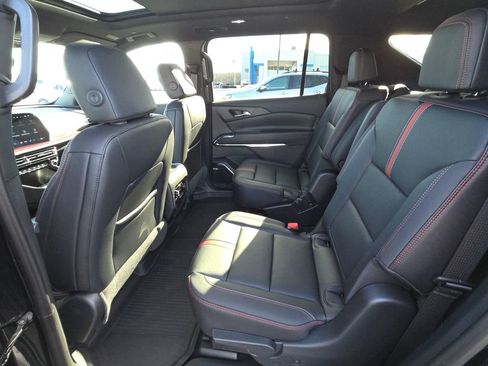 New 2026 Chevrolet Traverse RS w/ LPO, Floor Liner Package image 29