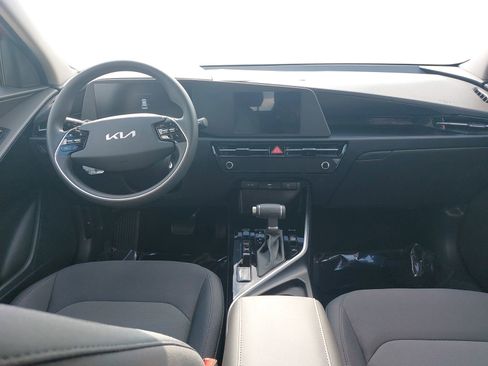 New 2026 Kia Niro LX FWD image 9