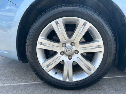 Used 2012 Chrysler 200 Touring w/ Sun/Sound Group image 31