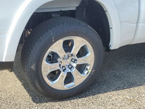 New 2026 RAM 1500 Big Horn AWD/4WD image 10