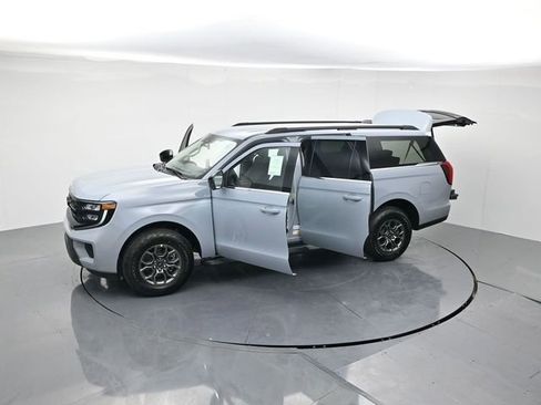 New 2025 Ford Expedition Max Active image 47