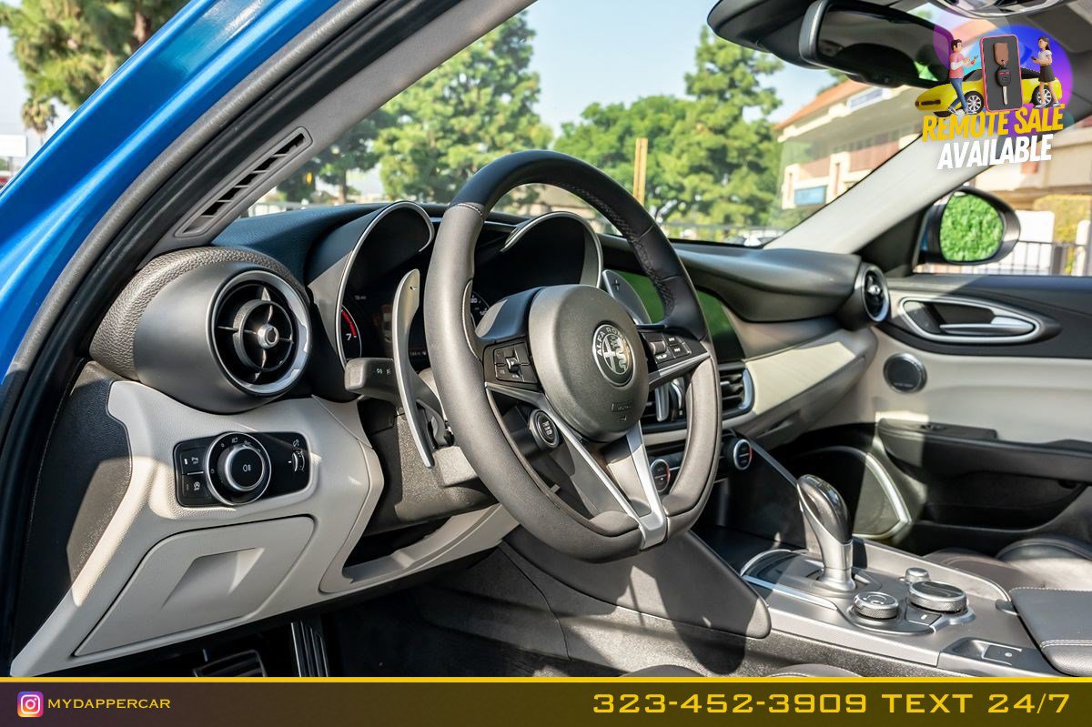 Used 2019 Alfa Romeo Giulia Ti Sport w/ Quick Order Package 22U Sport RWD image 10