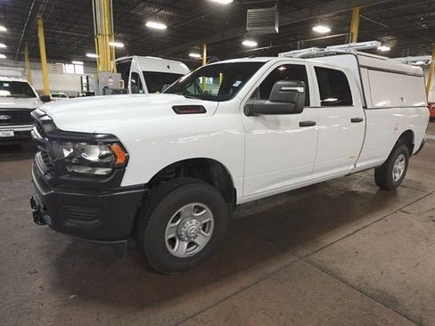 Used 2023 RAM 3500 Tradesman w/ Convenience Group image 1