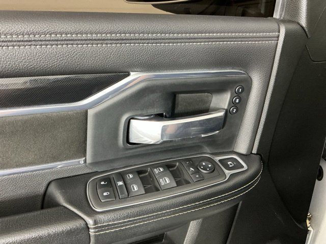 Used 2022 RAM 2500 Laramie AWD/4WD image 16