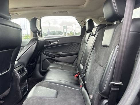 Used 2016 Ford Edge Sport w/ Technology Package AWD/4WD image 9
