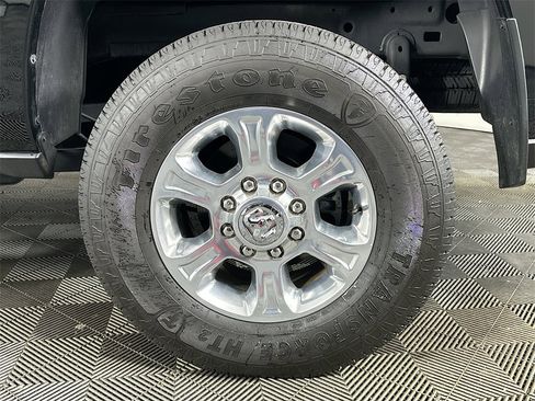 Used 2024 RAM 2500 Big Horn w/ Safety Group image 35