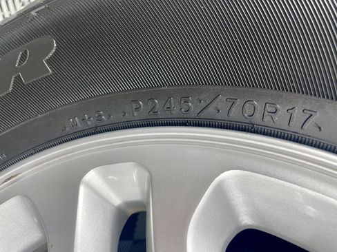 Certified 2025 Jeep Grand Cherokee Laredo image 11