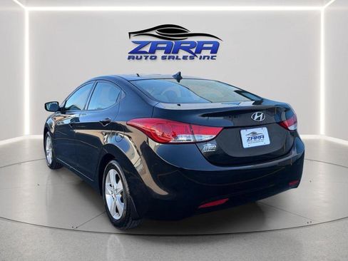 Used 2013 Hyundai Elantra GLS FWD image 5
