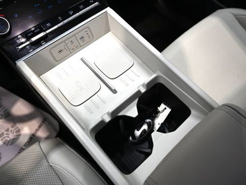 Used 2025 Hyundai Santa Fe SEL image 19