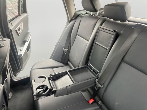 Used 2012 Mercedes-Benz GLK 350 4MATIC image 25