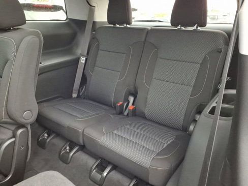 Used 2022 GMC Acadia SLE w/ Driver Convenience Package AWD/4WD image 28