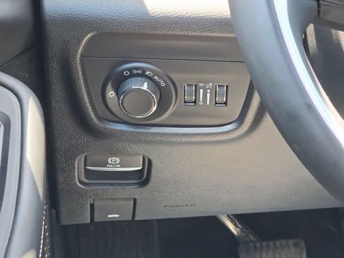 Certified 2023 Jeep Grand Cherokee L Altitude AWD/4WD image 29