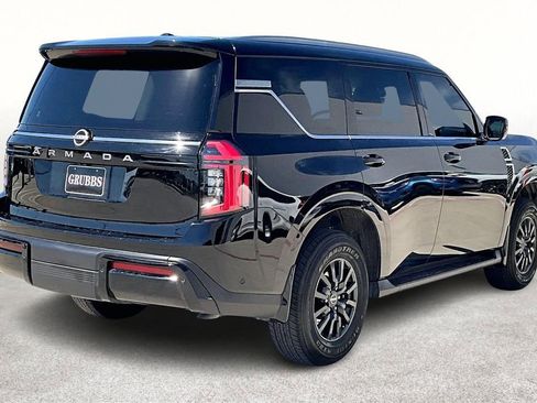 Used 2025 Nissan Armada SV image 2