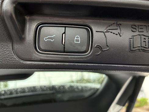 Used 2022 Ford Explorer ST w/ ST Street Pack image 23