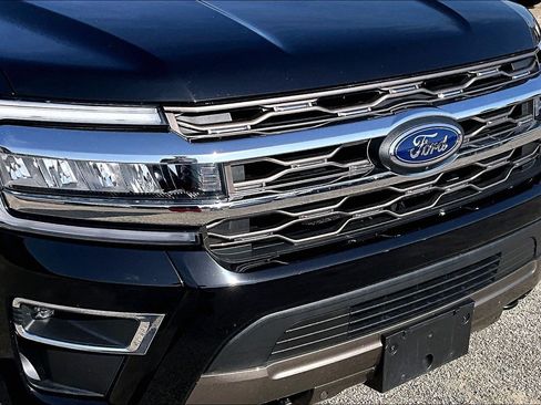 Used 2023 Ford Expedition Max King Ranch AWD/4WD image 32