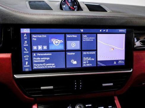Used 2019 Porsche Cayenne AWD/4WD image 35