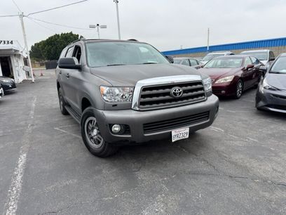 Used 2011 Toyota Sequoia SR5 w/ Premium Pkg