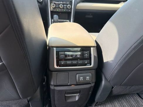 Used 2021 Subaru Ascent Limited w/ Technology Package AWD/4WD image 12