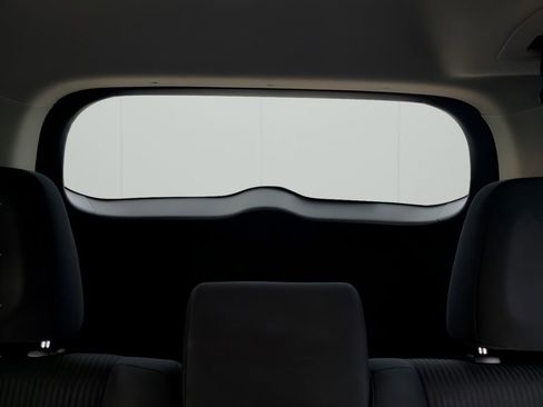 Used 2017 Toyota RAV4 LE image 25