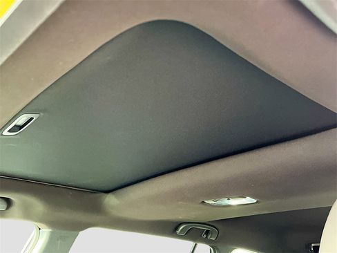 Used 2022 Subaru Outback Wilderness image 23