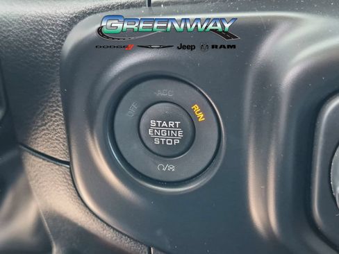 Used 2022 Jeep Wrangler Unlimited Sahara w/ LED Lighting Group AWD/4WD image 23
