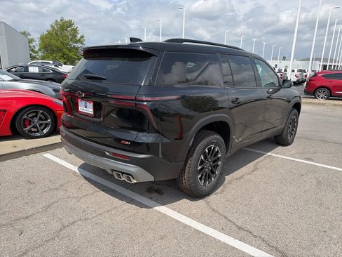 New 2026 Chevrolet Traverse Z71 w/ LPO, Floor Liner Package AWD/4WD image 3