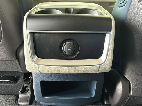 New 2026 Kia Carnival EX FWD image 25